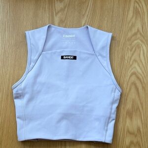 Bandit Stamina Iris Crop Size XS in Light Thistle